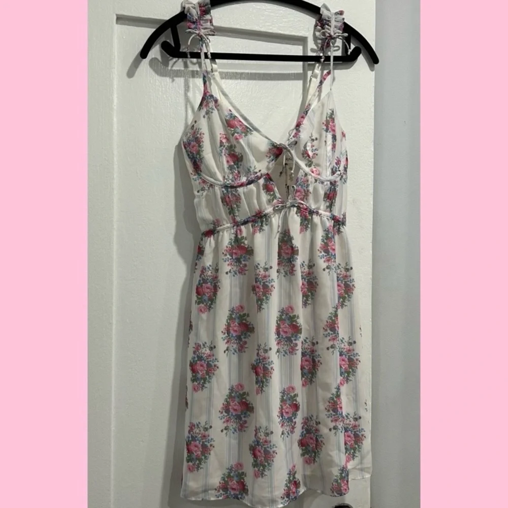 NWT For Love & Lemons Lailah Slip Dress - Picture 2 of 8
